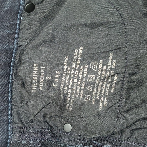 Ann Taylor jeans womens size 2 blue black can look both The Skinny - Picture 9 of 10